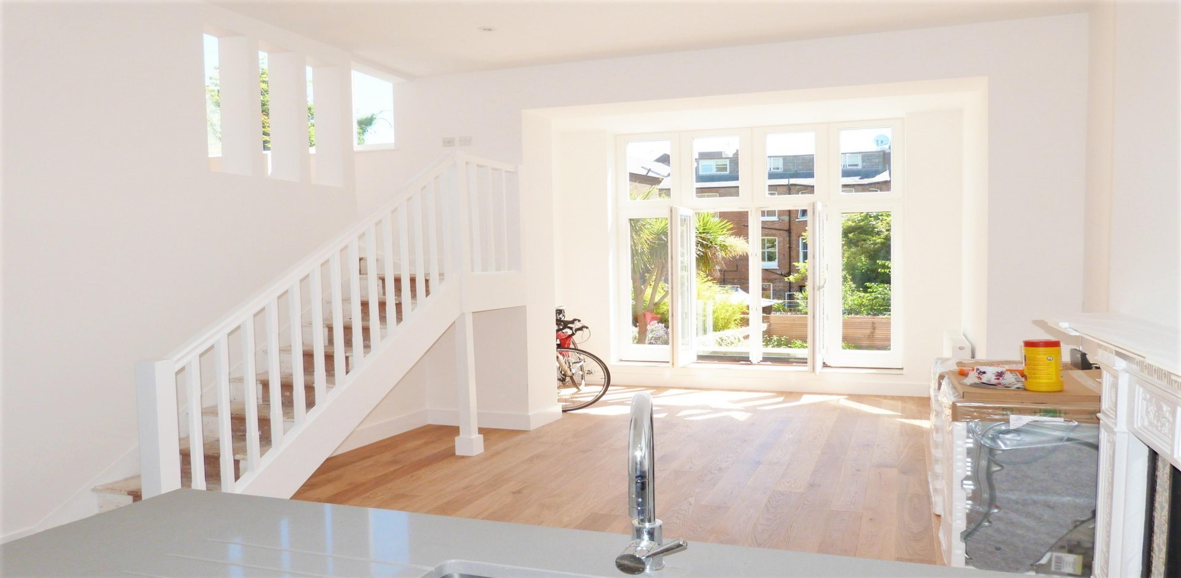 			2 Bedroom, 1 bath, 1 reception Flat			 Broadhurst Gardens, WEST HAMPSTEAD NW6