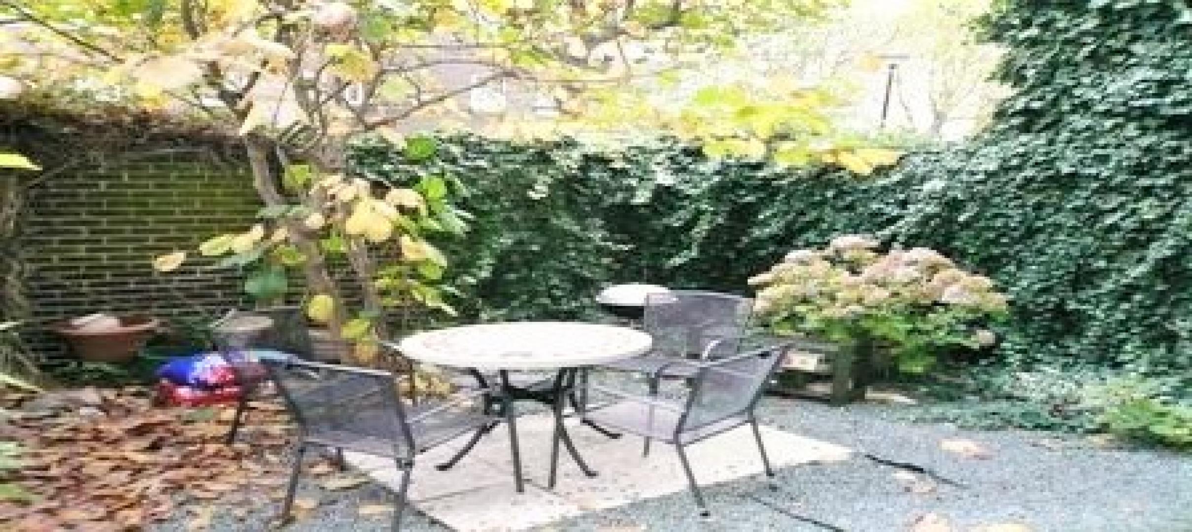 			3 Bedroom, 1 bath, 1 reception Flat			 Burlington Close, MAIDA VALE