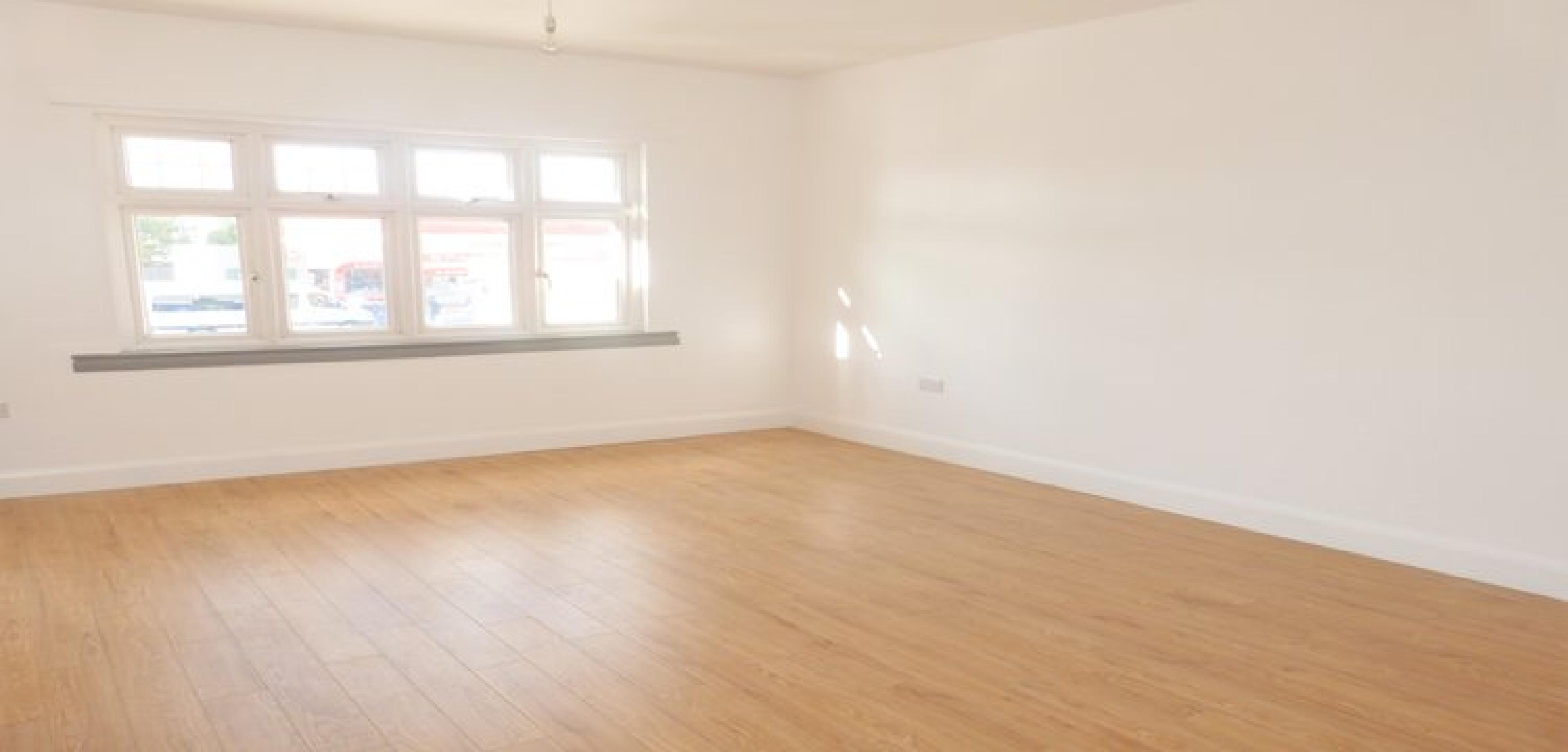 			Newly refurbished., Studio Apartment, 1 bath, 1 reception Flat			 Dudden Hill Lane, DOLLIS HILL nw10