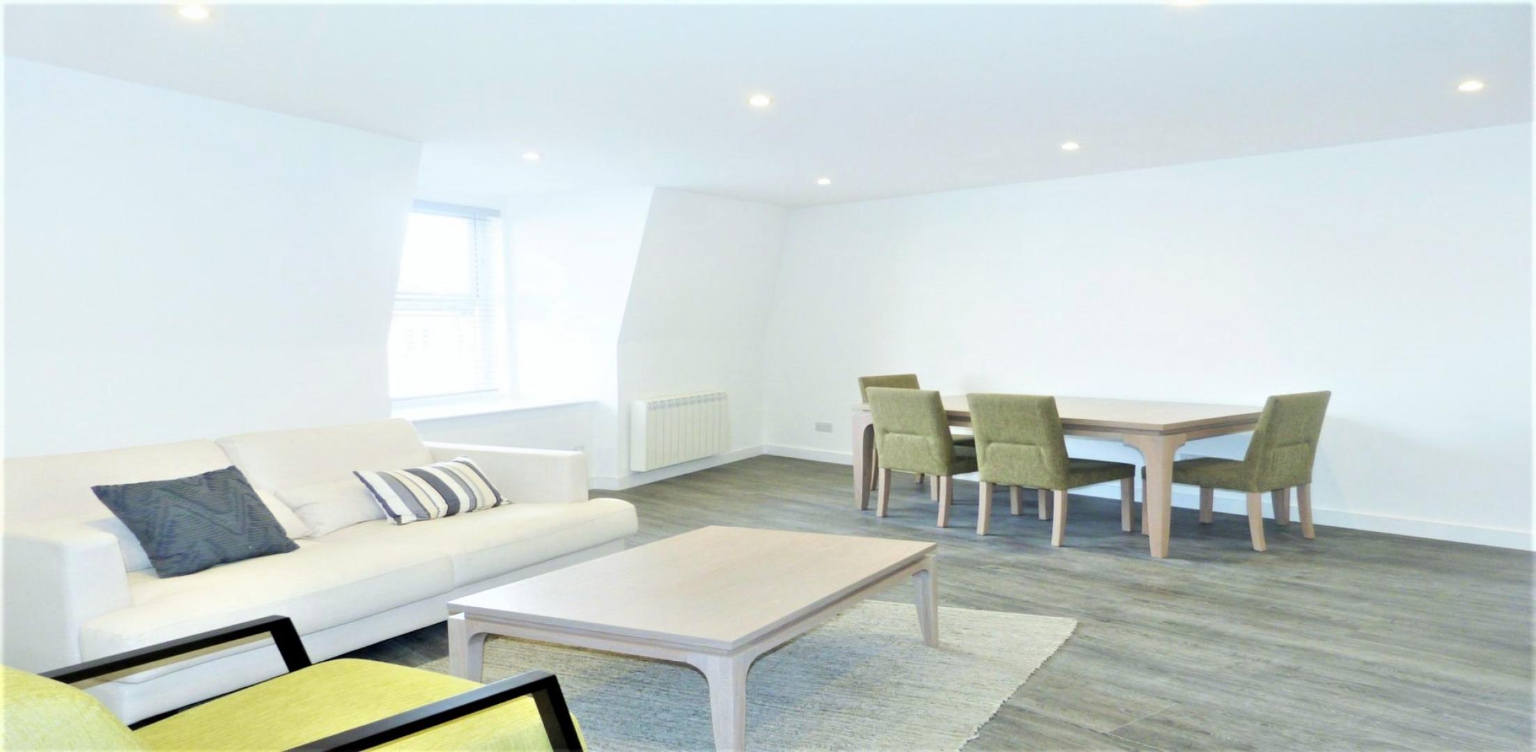 			NEW INSTRUCTION-NEWLY REFURBISHED , 2 Bedroom, 1 bath, 1 reception Flat			 Finchley Road, FINCHLEY ROAD / HAMPSTEAD