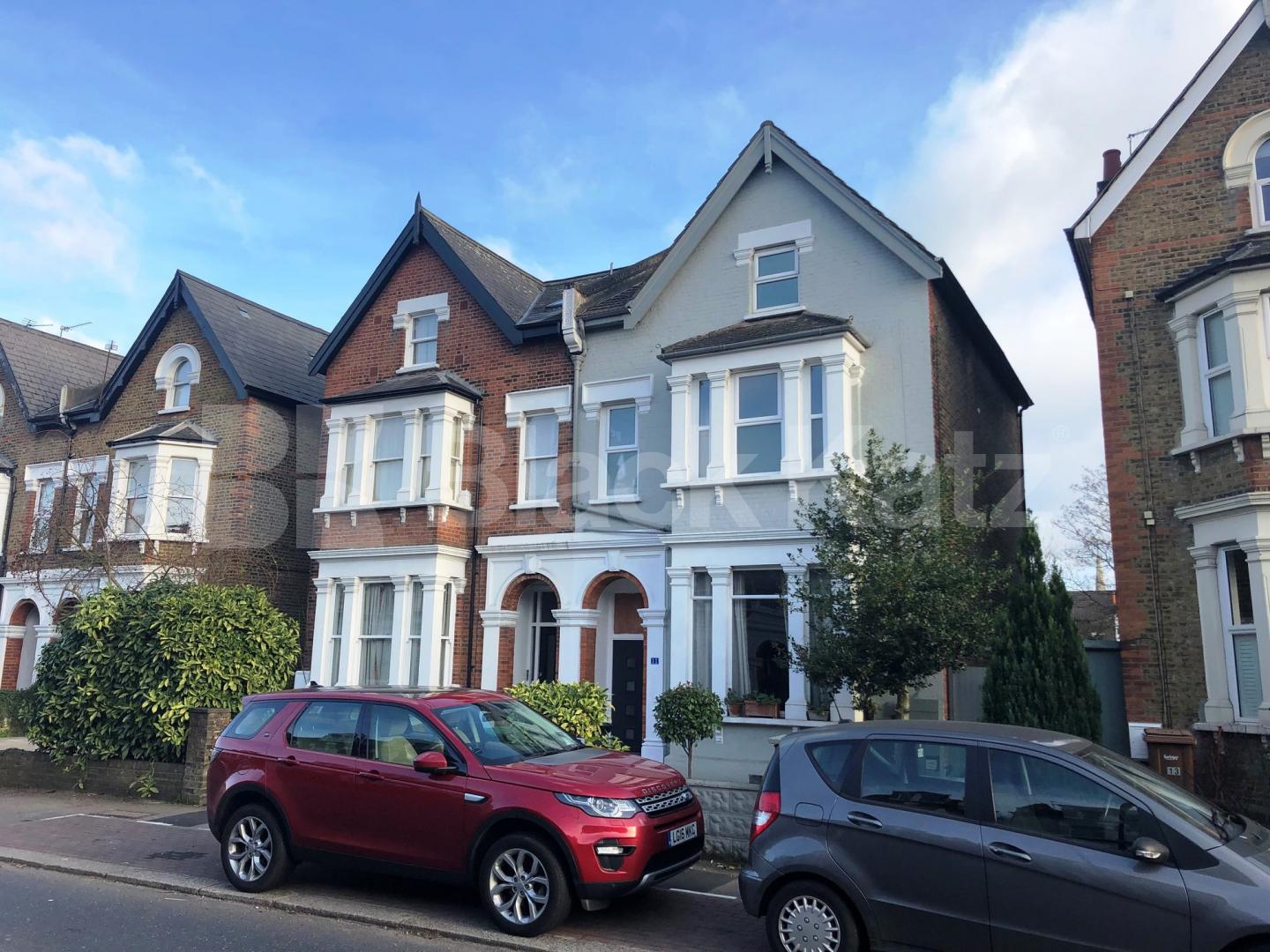 			Beautiful 1 bedroom flat, 1 Bedroom, 1 bath, 1 reception Apartment			 Park Avenue, Alexandra Palace