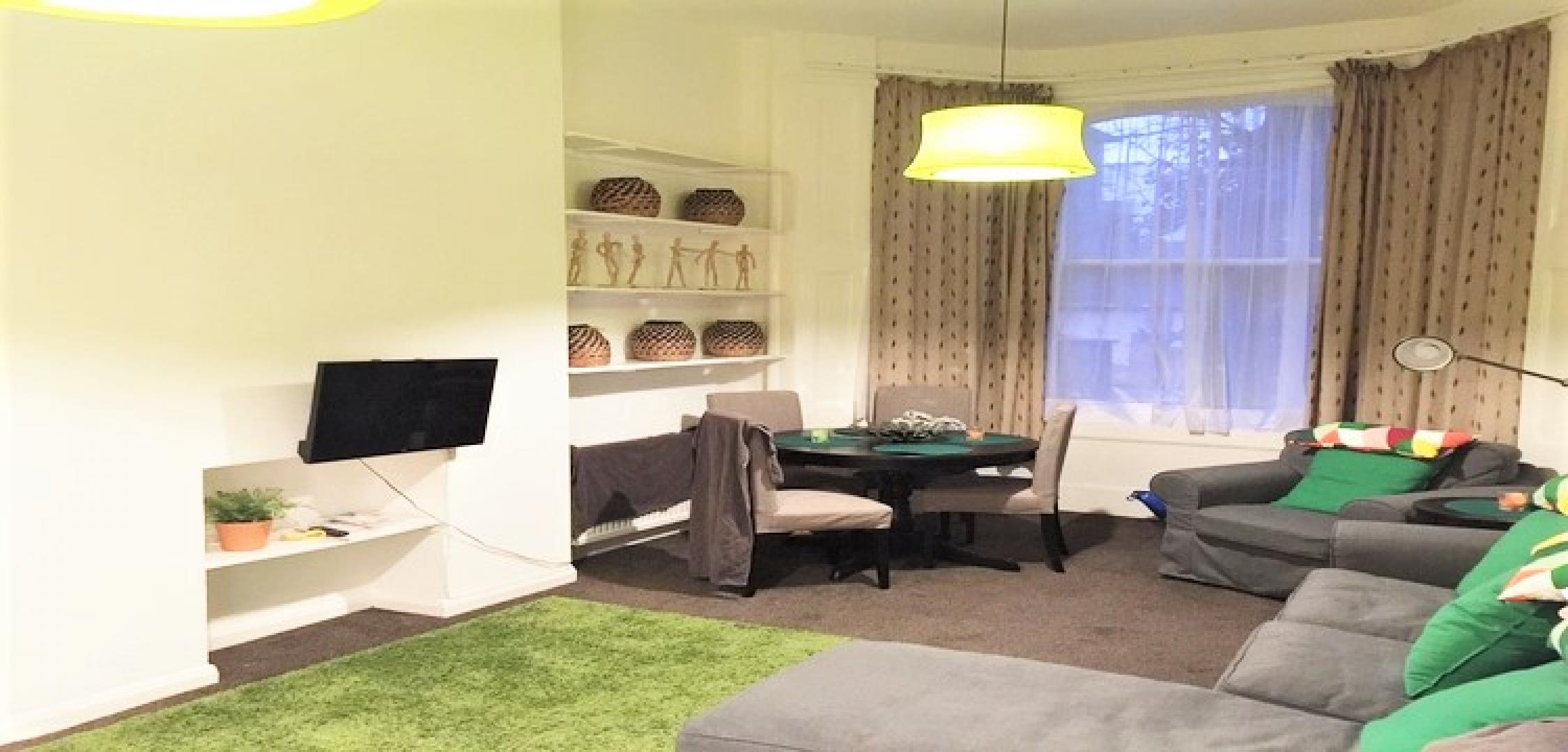 			2 Bedroom, 1 bath, 1 reception Apartment			 Aldridge Road Villas , WESTBOURNE PARK 