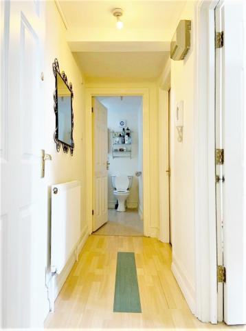 			1 Bedroom, 1 bath, 1 reception Apartment			 Edward Close, CRICKLEWOOD