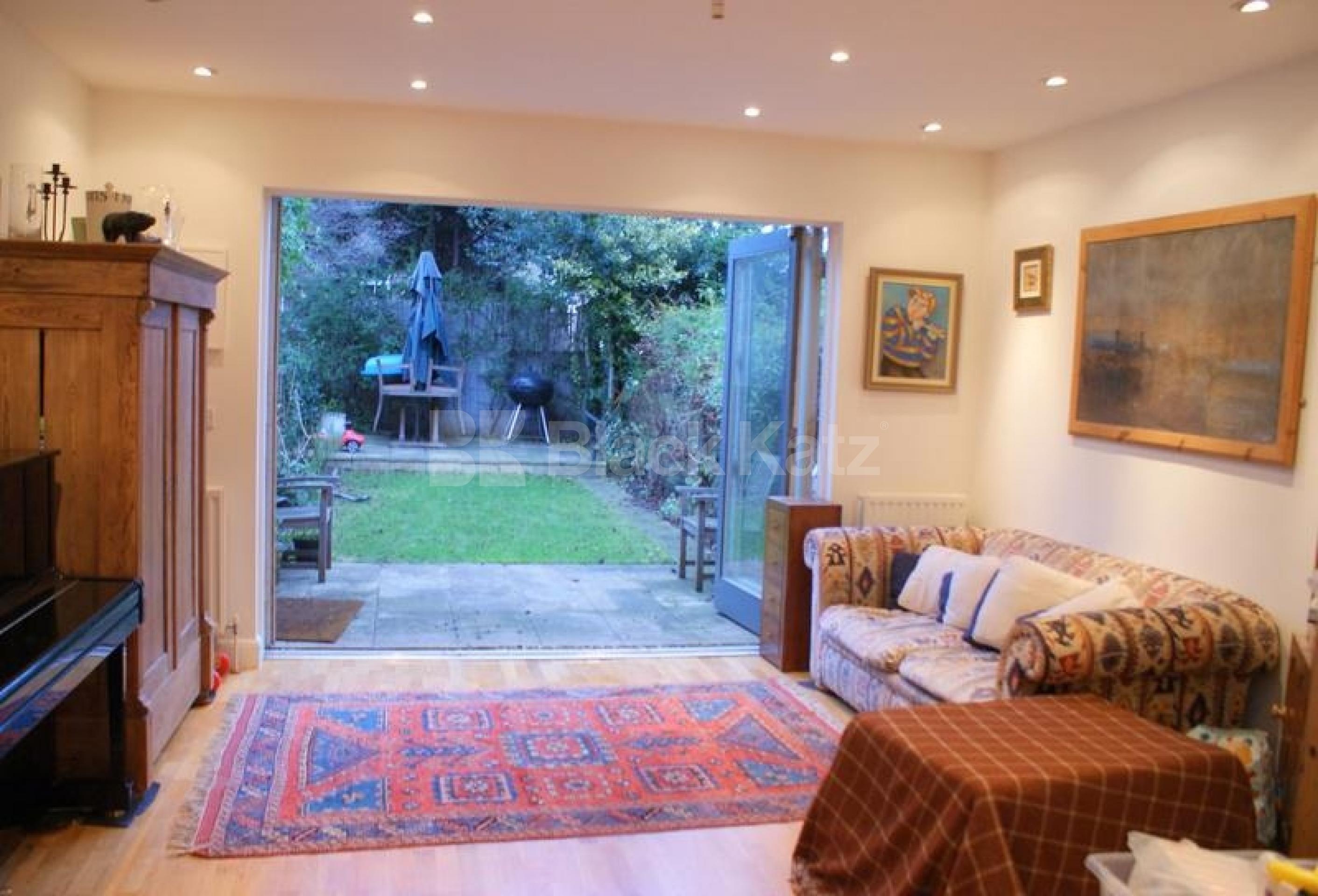 			NEW INSTRUCTION, 2 Bedroom, 1 bath, 1 reception Ground Floor Flat			 Rush Hill Road, Clapham Junction SW11