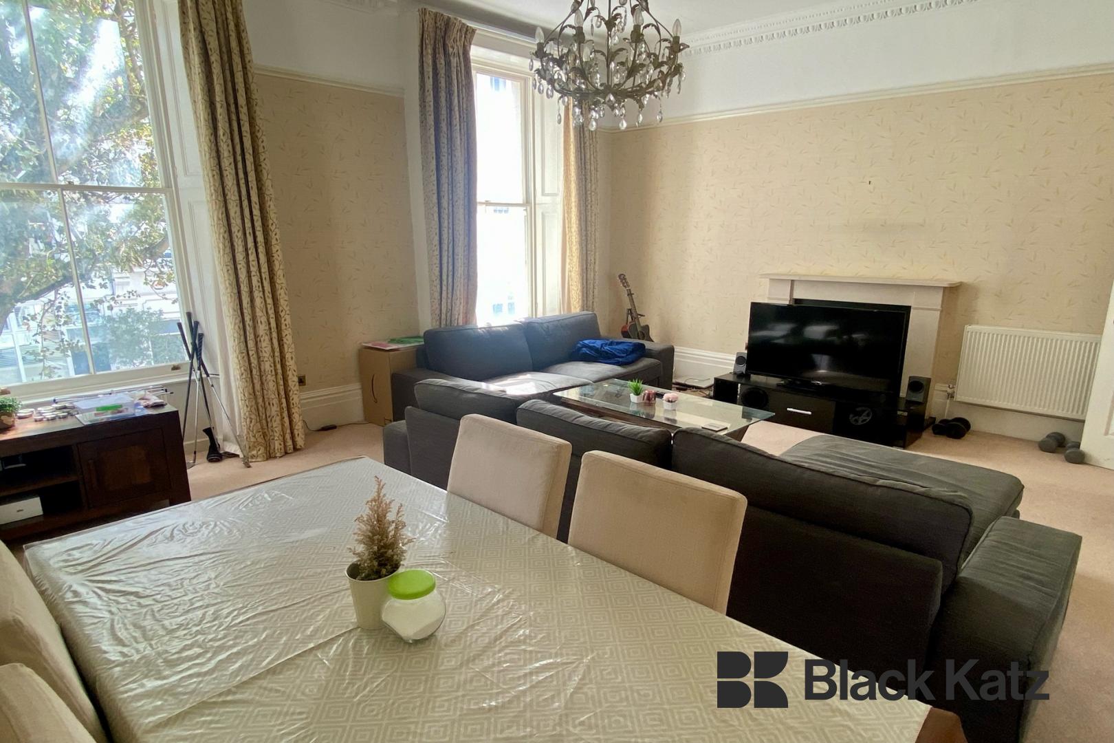 Large, bright and airy three bedroom, two bathroom flat Sussex Street, Pimlico / Victoria