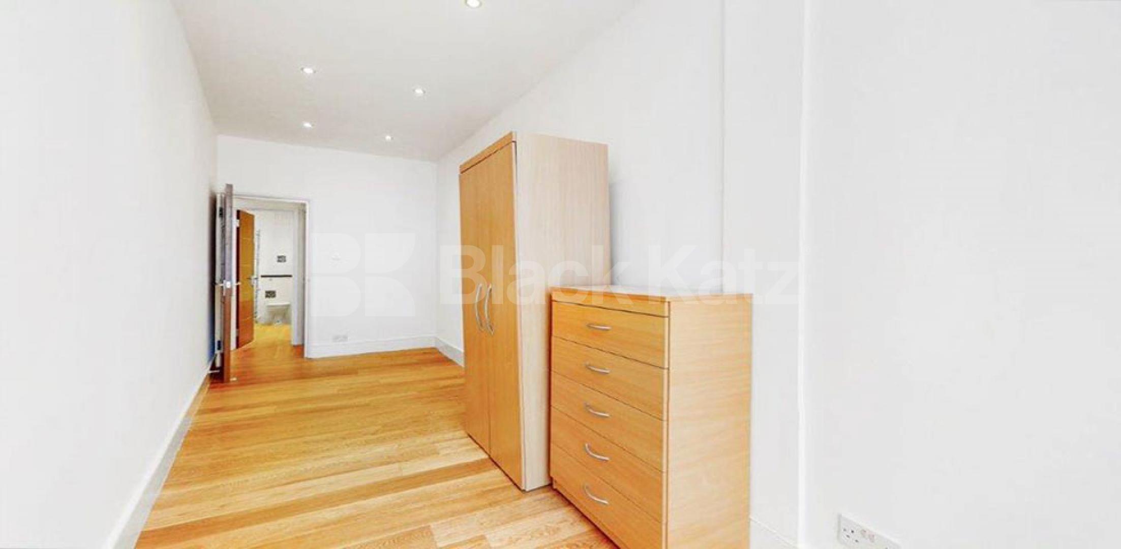 			NEW INSTRUCTION!, 2 Bedroom, 1 bath, 1 reception Flat			 South Hill Park, HAMPSTEAD