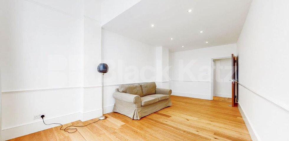 			NEW INSTRUCTION!, 2 Bedroom, 1 bath, 1 reception Flat			 South Hill Park, HAMPSTEAD