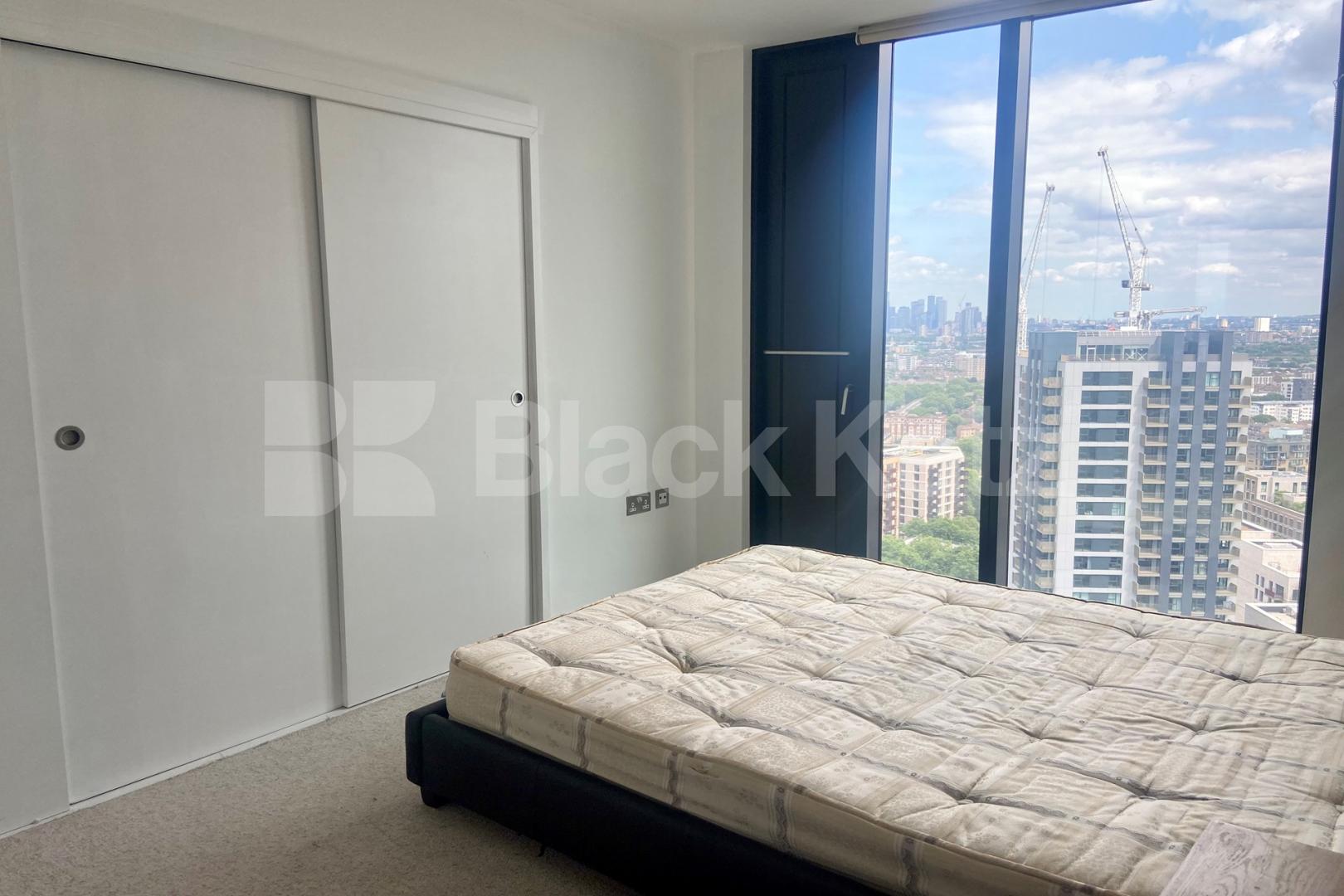 37th floor with stunning views of the cityscape & 24 Hr. Concierge Strata, Walworth Road, Elephant and Castle