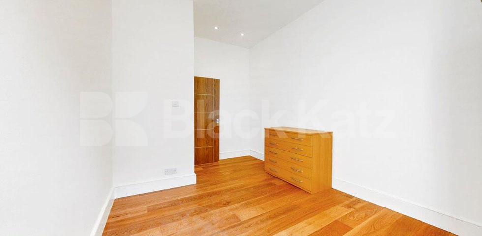 			NEW INSTRUCTION!, 2 Bedroom, 1 bath, 1 reception Flat			 South Hill Park, HAMPSTEAD