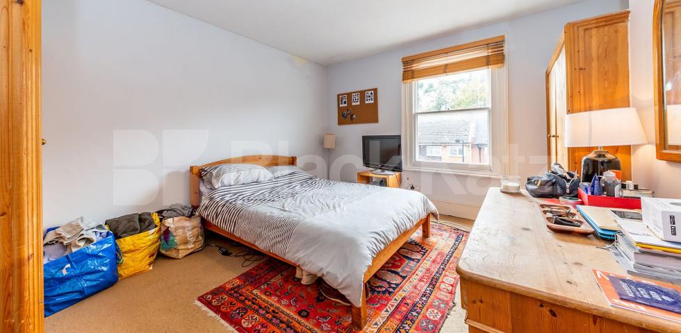 			Lovely 3 bedroom flat close to transport , 3 Bedroom, 1 bath, 1 reception Flat			 Palace Gates Road, ALEXANDRA PALACE