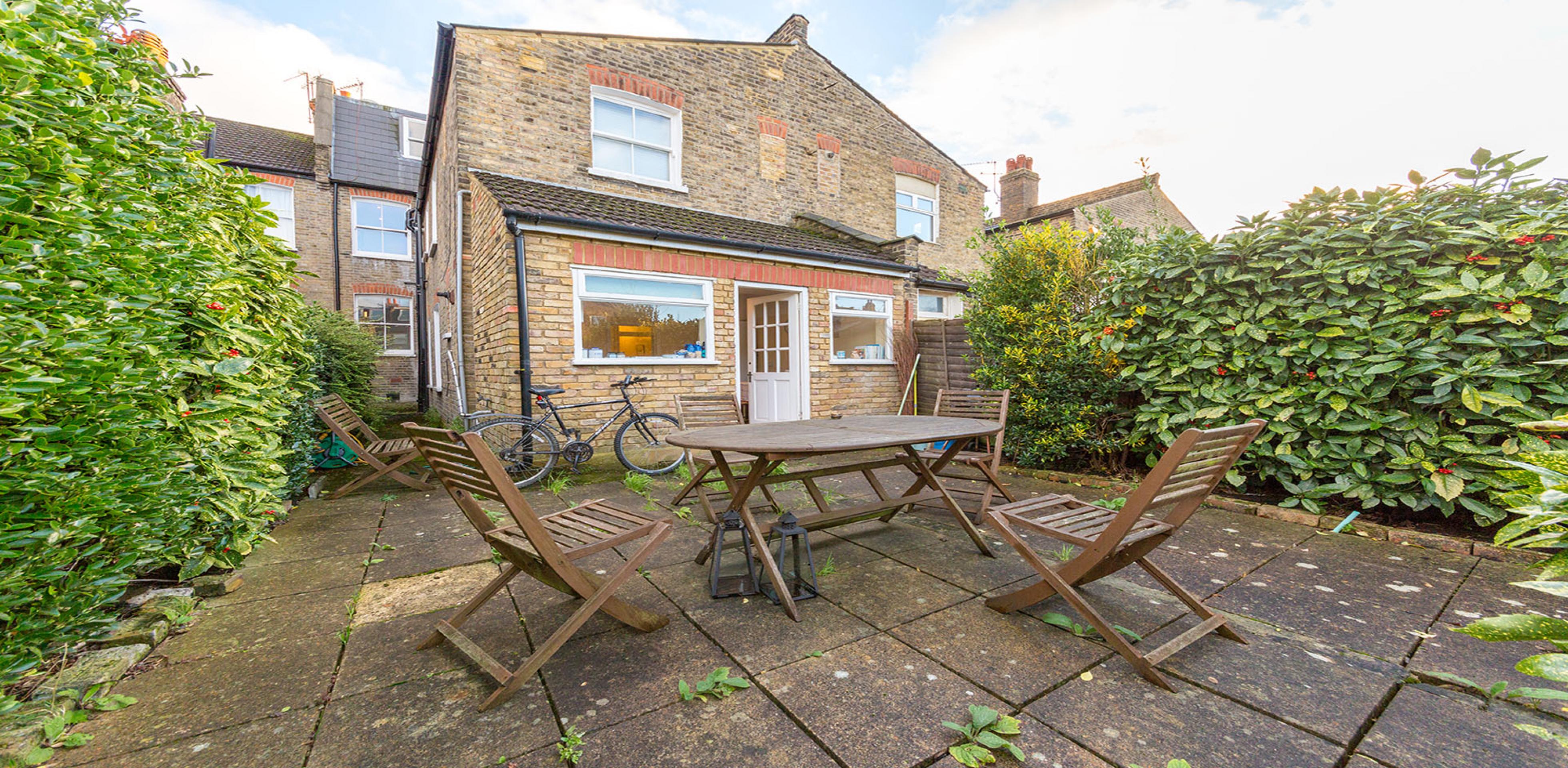 Stunning Family Home Claremont Road, Cricklewood NW2