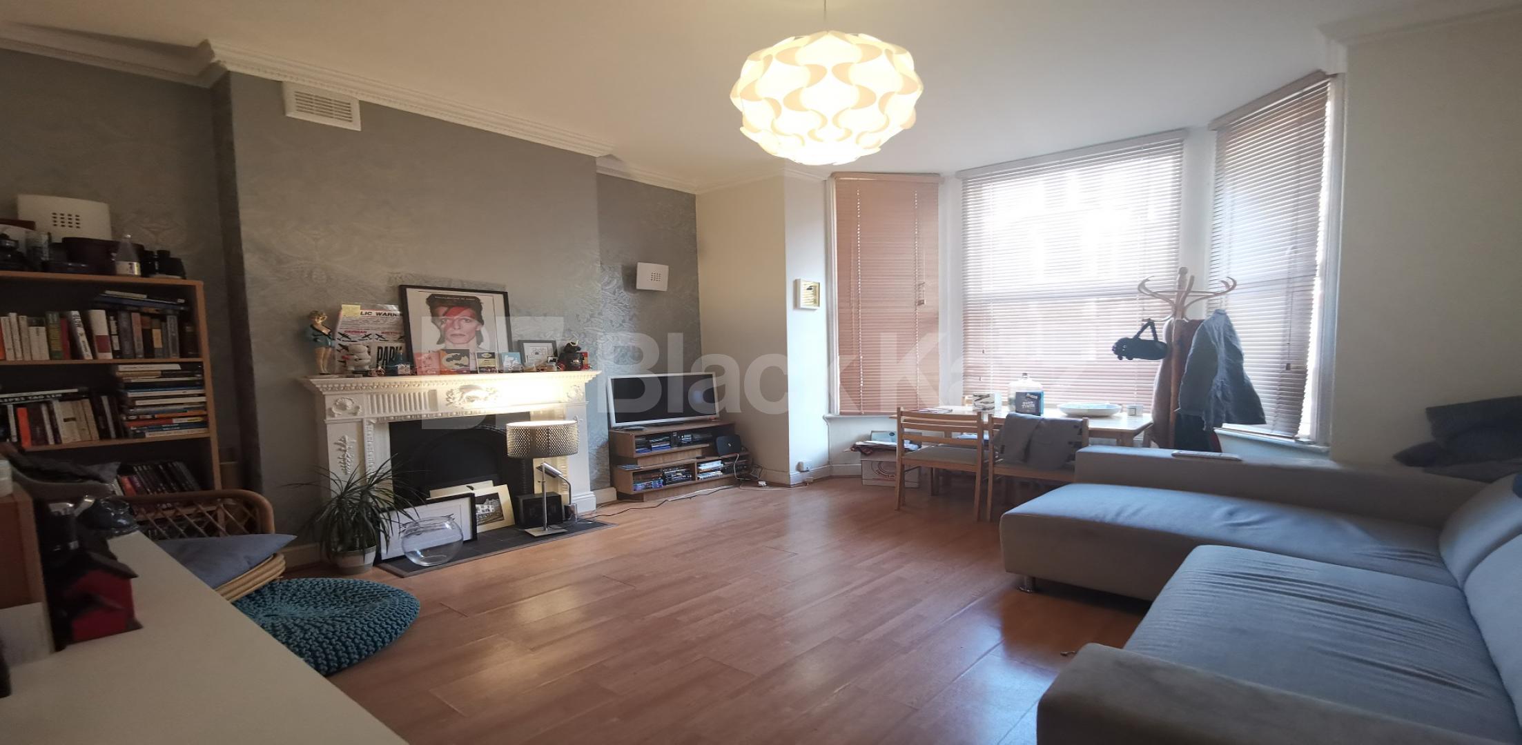 			UNDER OFFER , 2 Bedroom, 1 bath, 1 reception Ground Floor Flat			 Sandmere Road, Clapham North