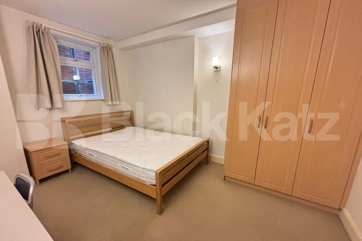 Generous three bedroomed, two bathroomed period conversion   Farnan Road  , Streatham