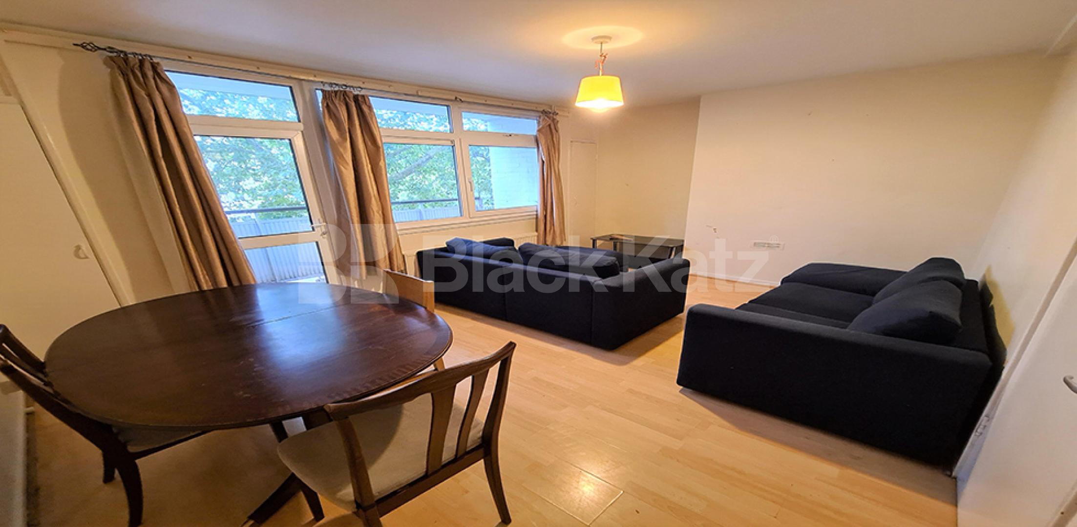 Split level three double bedroom flat mins to tube & shops Camden Road, Tufnell Park