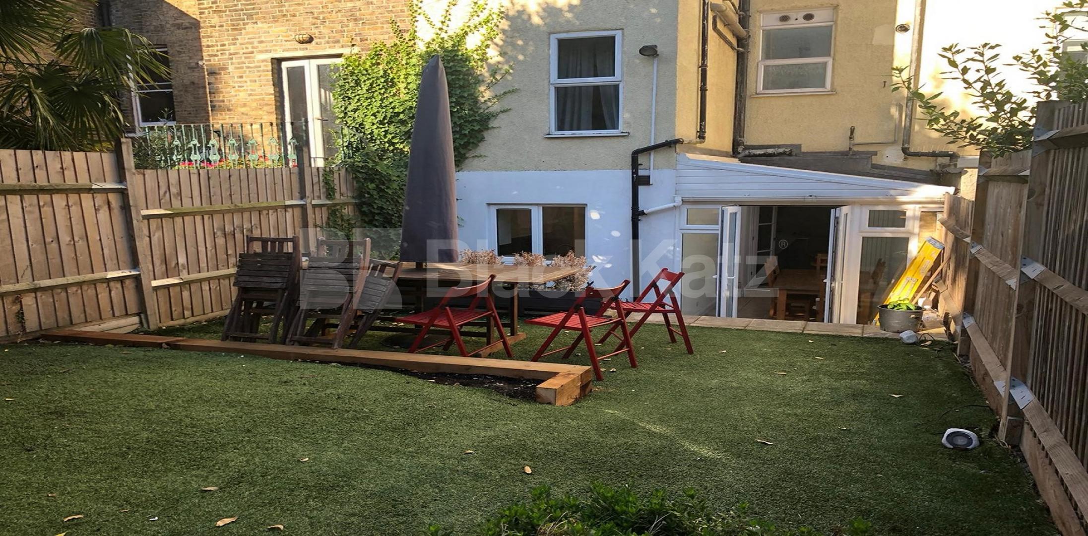 			NEW INSTRUCTION , 3 Bedroom, 1 bath, 1 reception Apartment			 Chivalry Road, Clapham Junction 