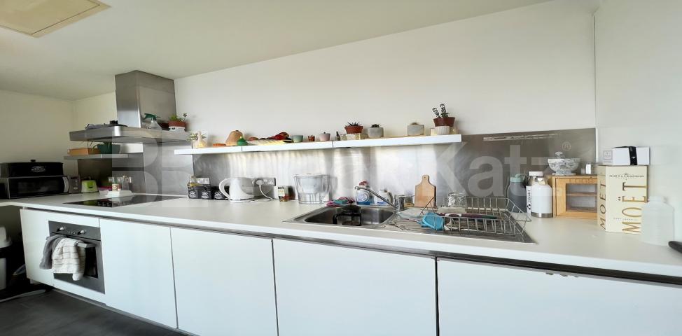 Penthouse apartment, roof terrace with views over the city & 24hr.Concierge.  South Central, Steedman Street, Elephant and Castle SE17