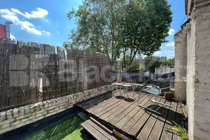 Arranged over two floors with charming roof terrace  East Street, Elephant and Castle