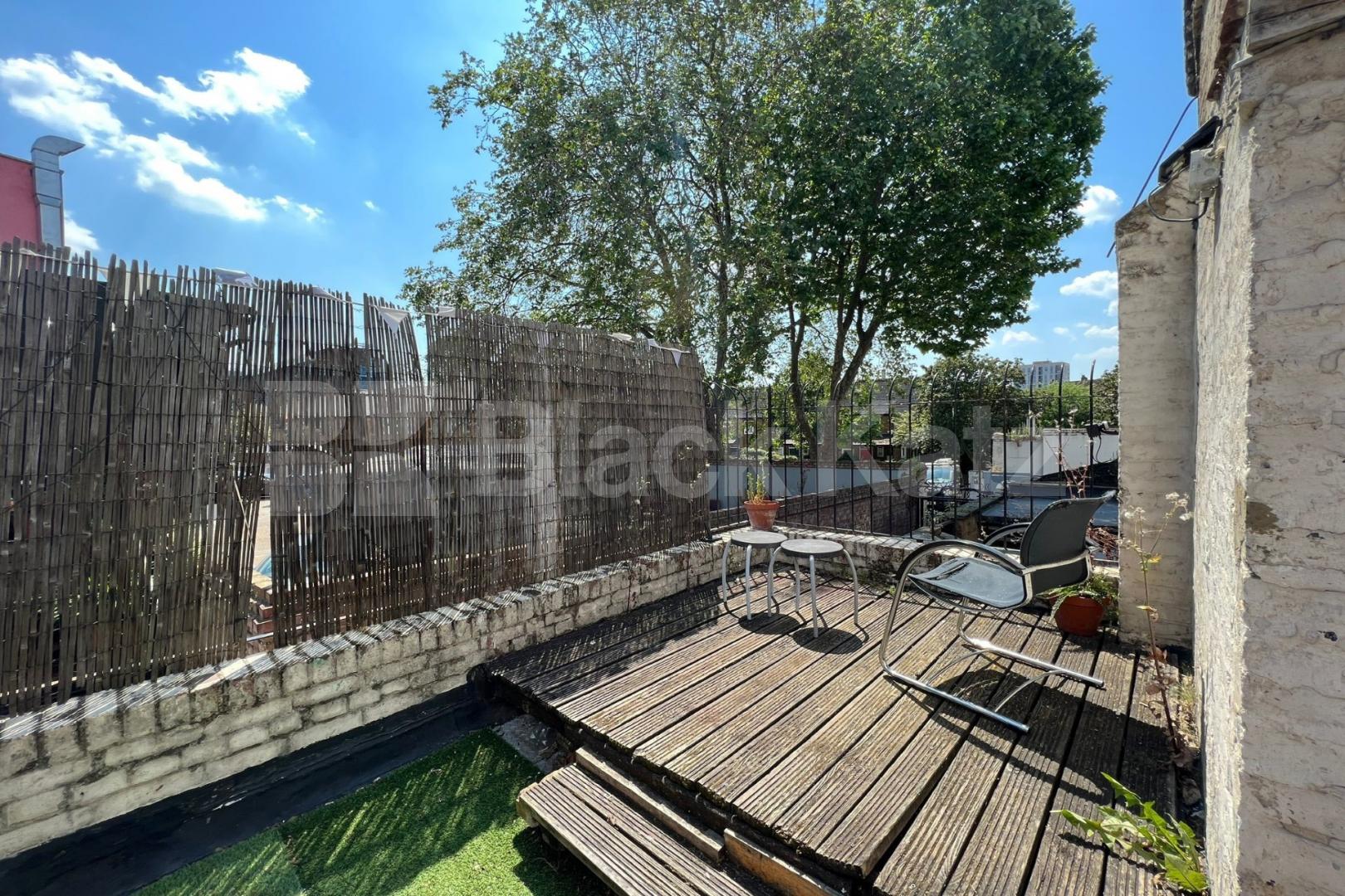 Arranged over two floors with charming roof terrace  East Street, Elephant and Castle