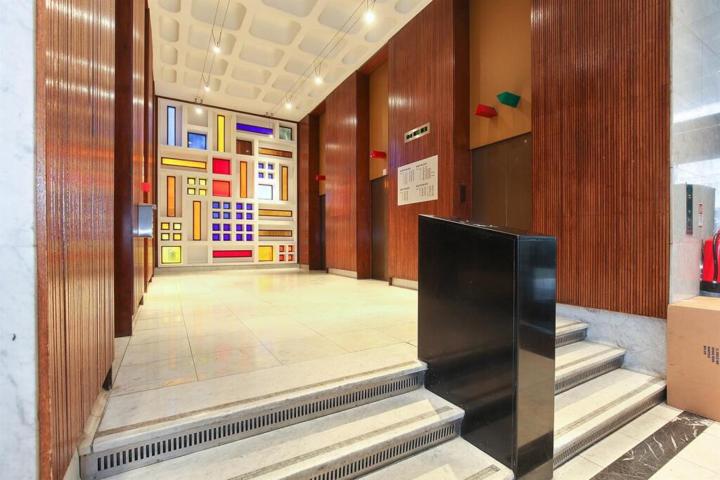 Includes concierge, pool, gym & water rates  Metro Central Heights, Newington Causeway, Elephant & Castle