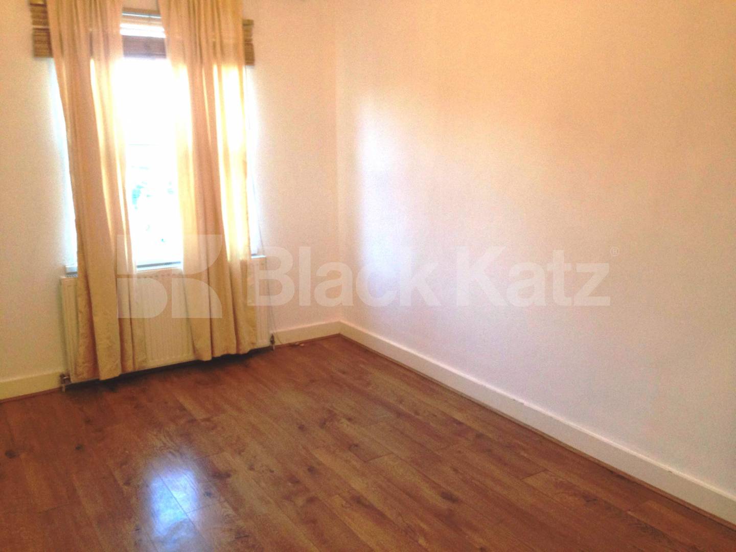 			NEW INSTRUCTION, 2 Bedroom, 1 bath, 1 reception Maisonette			 Selhurst Road, Selhurst