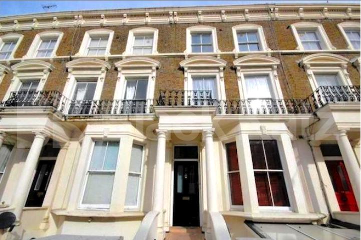 			NEW INSTRUCTION!, 2 Bedroom, 1 bath, 1 reception Flat			 Sevington Street, Maida Vale