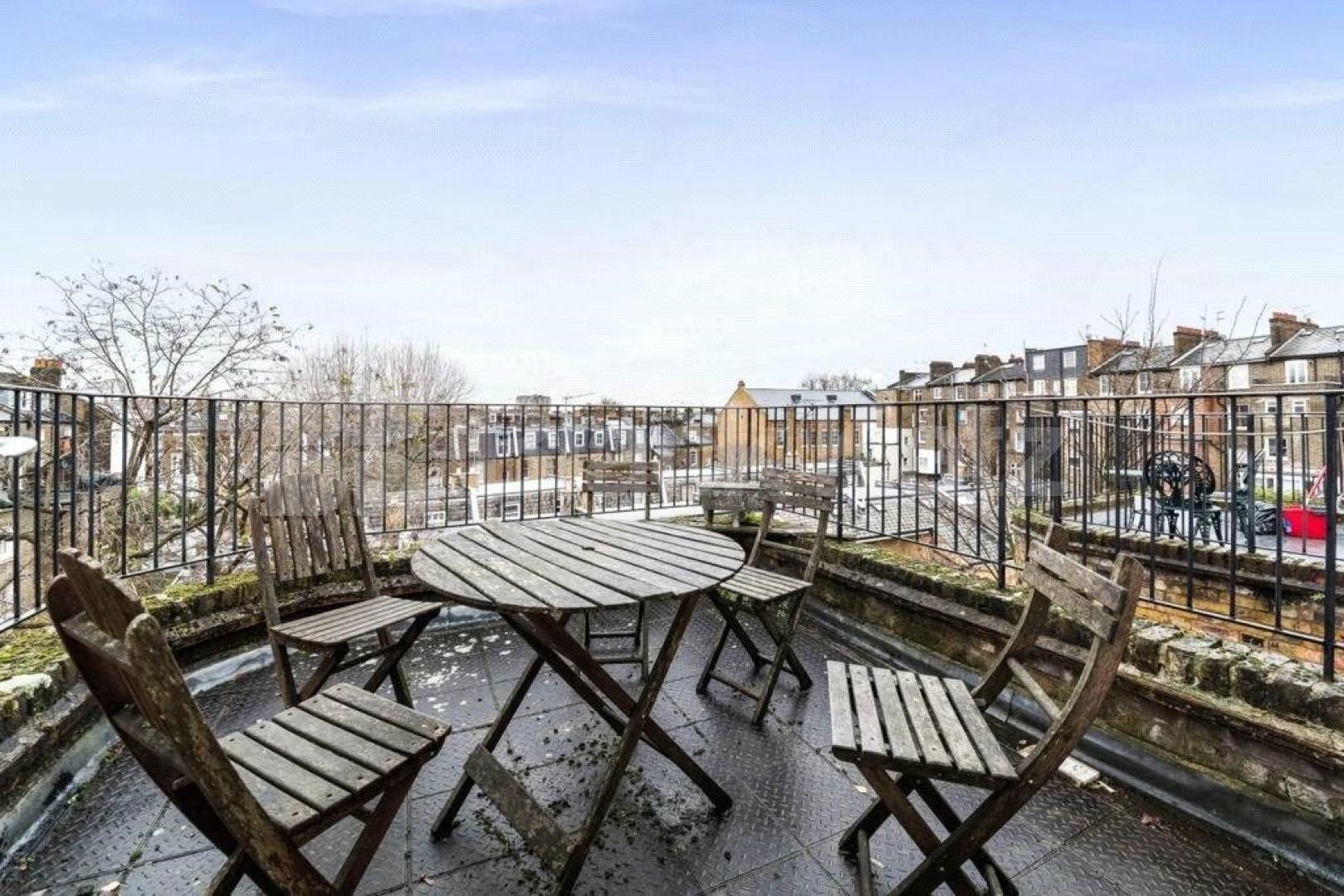 Modern contemporary 3 bed minutes to Tube in Maida Vale Sevington Street, Maida Vale