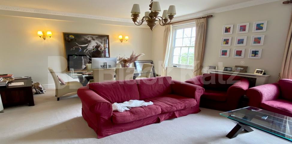 			LET  , 3 Bedroom, 2 bath, 1 reception Apartment			 St George’s Square, Pimilco / Victoria 