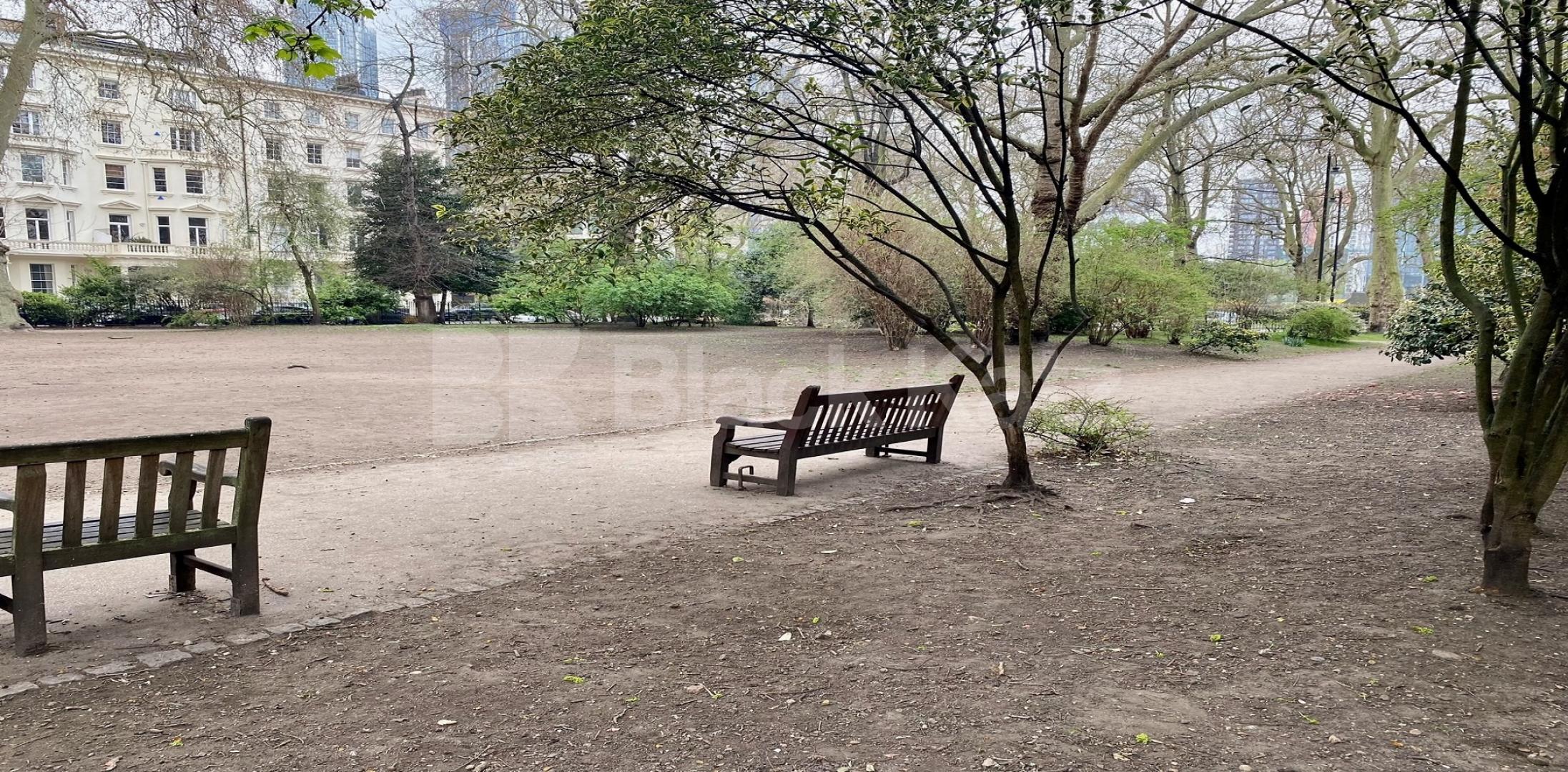 			LET  , 3 Bedroom, 2 bath, 1 reception Apartment			 St George’s Square, Pimilco / Victoria 