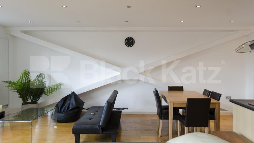 			LET , 2 Bedroom, 1 bath, 1 reception Apartment			 Shad Thames, London Bridge