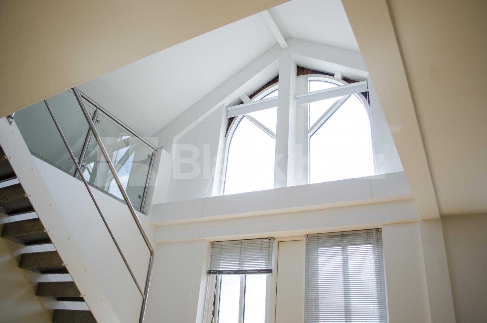 			LET , 2 Bedroom, 1 bath, 1 reception Apartment			 Shad Thames, London Bridge