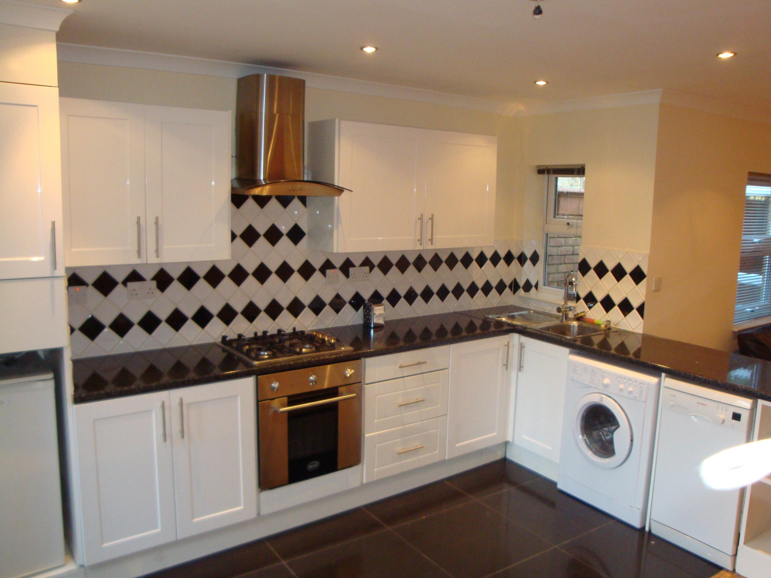 			GARDEN APARTMENT, 2 Bedroom, 1 bath, 1 reception Flat			 Sherriff Road, WEST HAMPSTEAD NW6