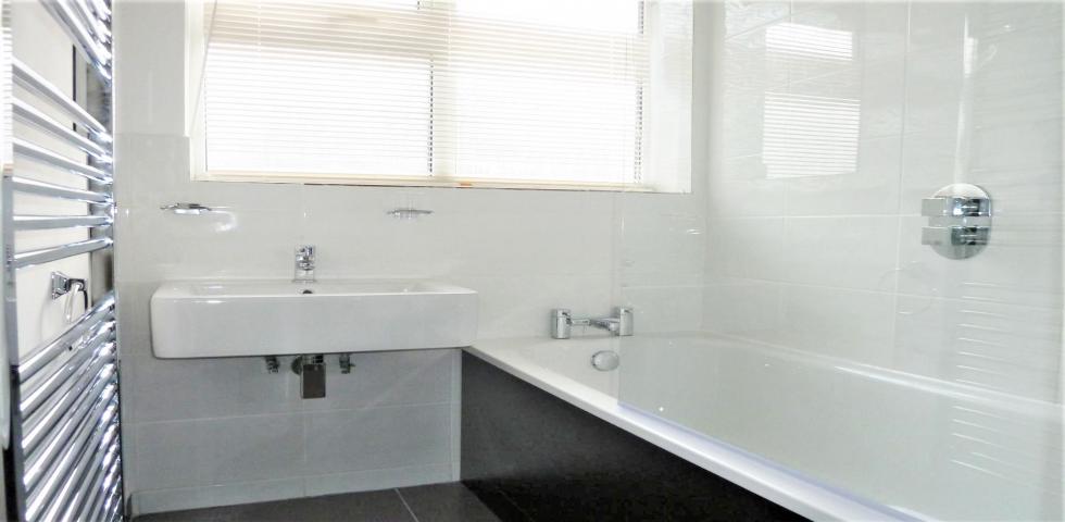 			2 Bedroom, 1 bath, 1 reception Flat			 Sterling Avenue, EDGWARE