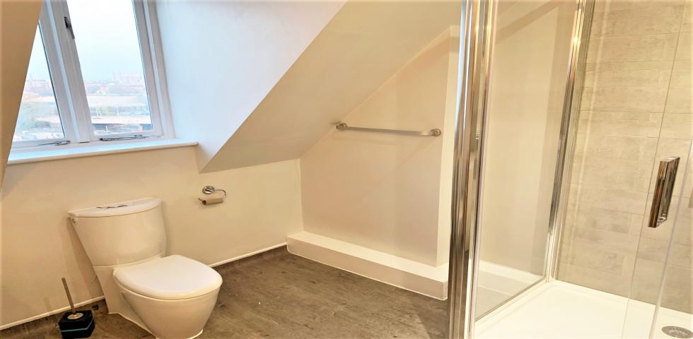 			4 Bedroom, 1 bath, 1 reception Apartment			 Lymington Road, WEST HAMPSTEAD
