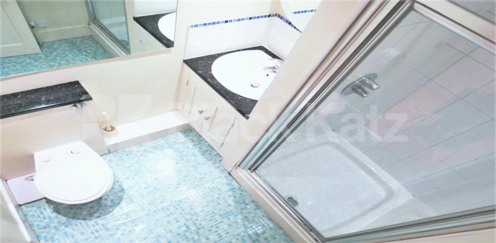 			1 Bedroom, 1 bath, 1 reception Flat			 Minford Gardens, SHEPHERDS BUSH