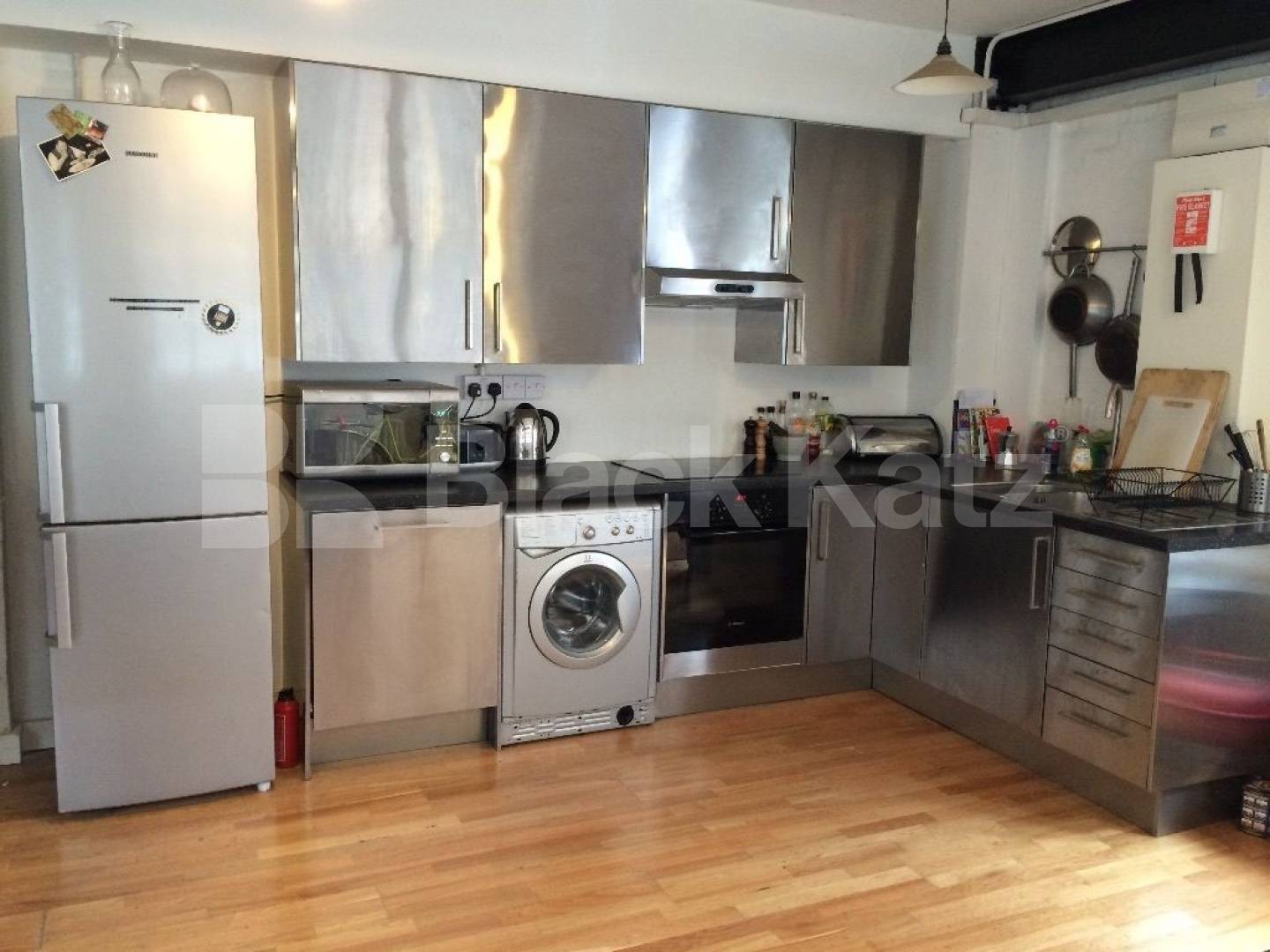 			UNDER OFFER, 3 Bedroom, 1 bath, 1 reception Apartment			 Southampton Way , Camberwell/Peckham