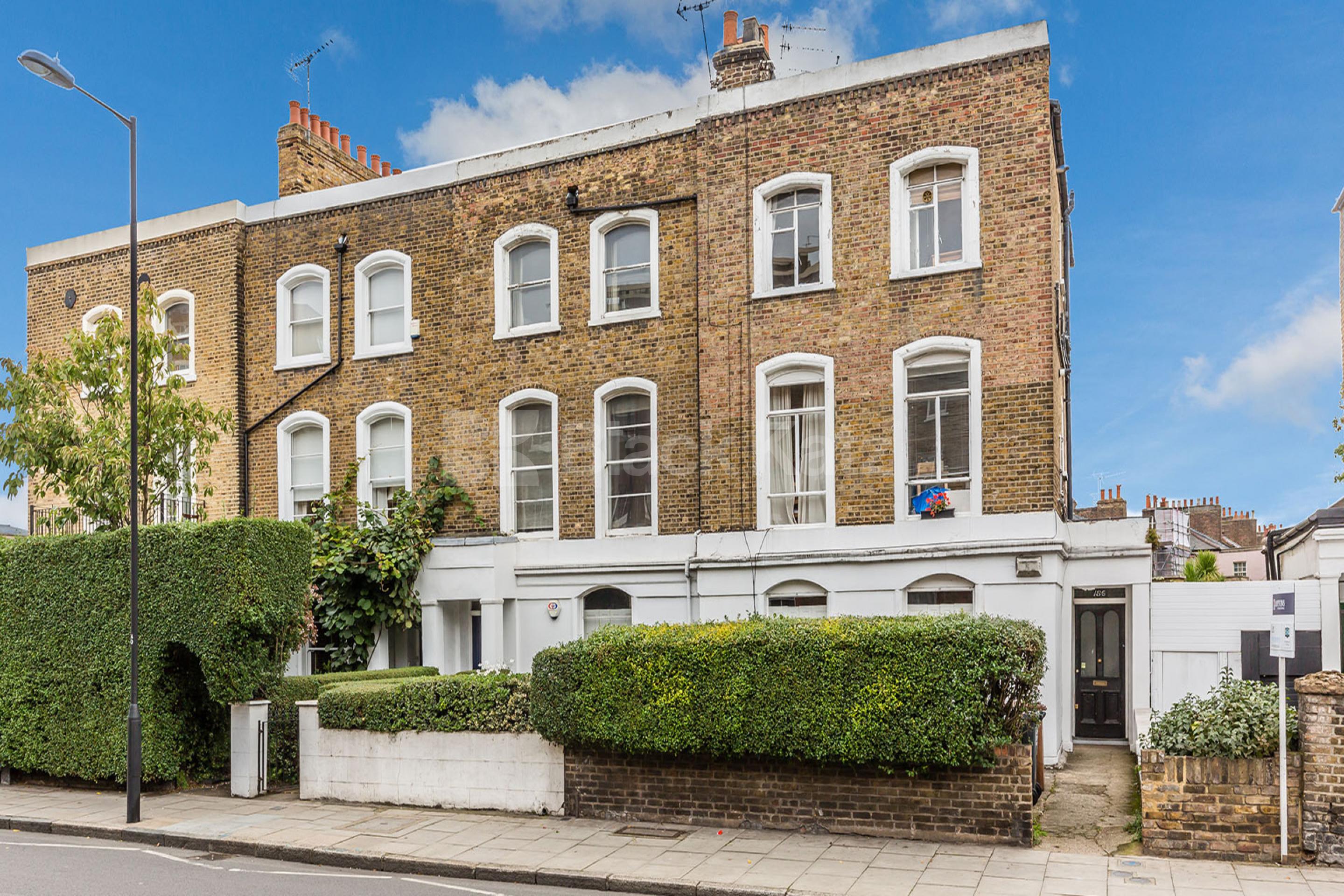 ground floor 1 bedroom located in a popular De Beauvoir Town Southgate Road,  De Beauvoir N1