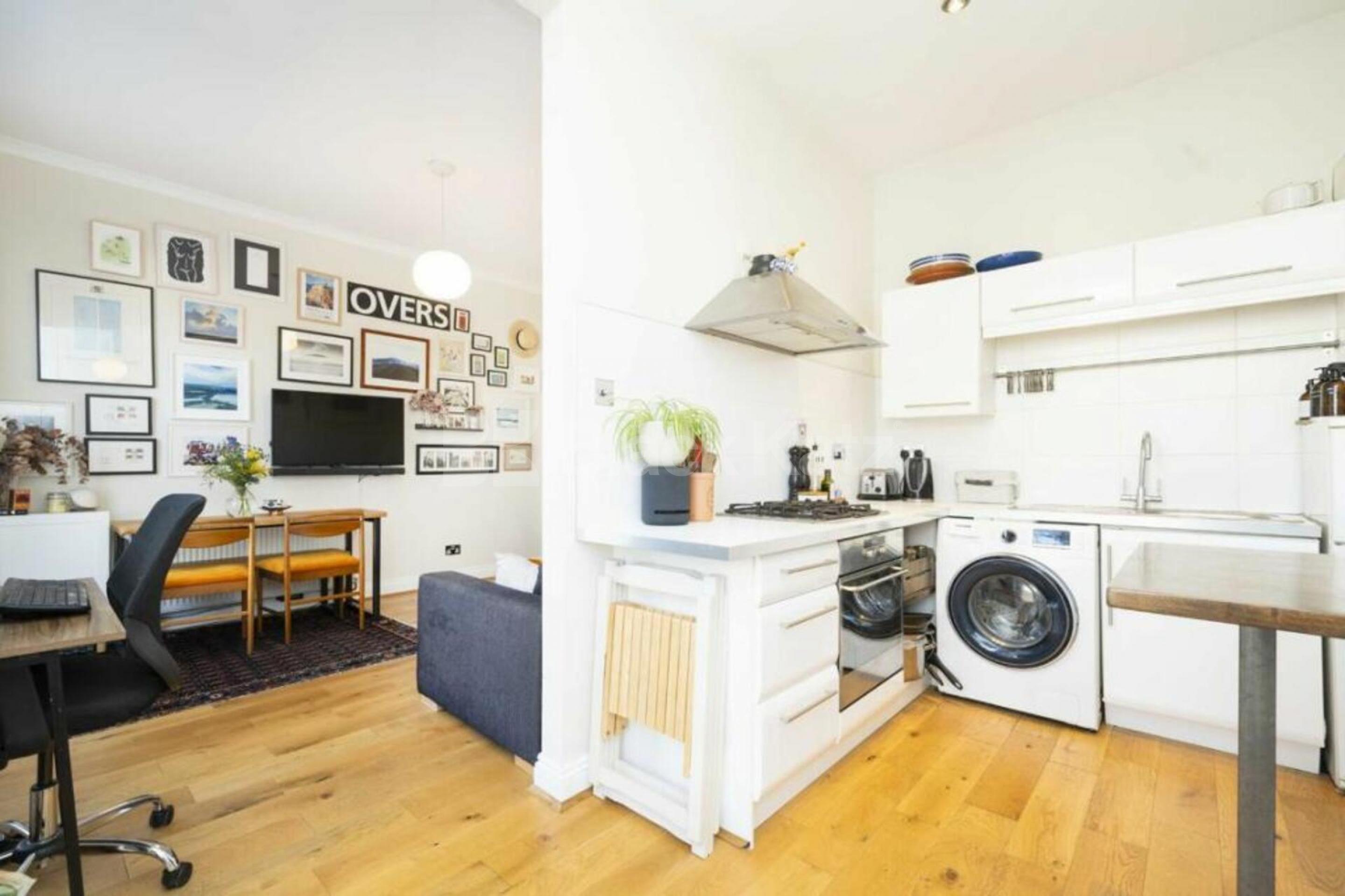 A stylish and modern studio apartment set on Southgate Road Southgate Road, De Beauvoir Town n1