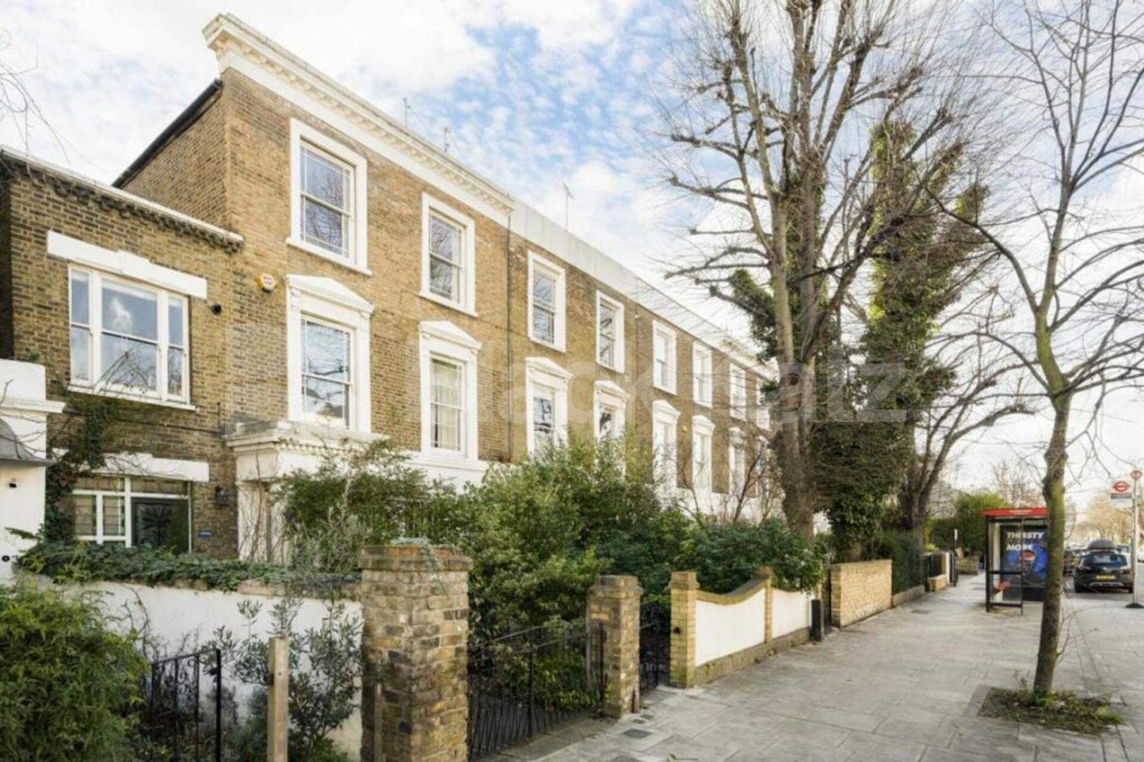 A stylish and modern studio apartment set on Southgate Road Southgate Road, De Beauvoir Town