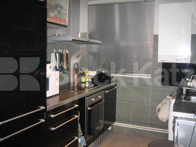 			1 Bedroom, 1 bath, 1 reception Flat			 Grosvenor Avenue, HIGHBURY N5