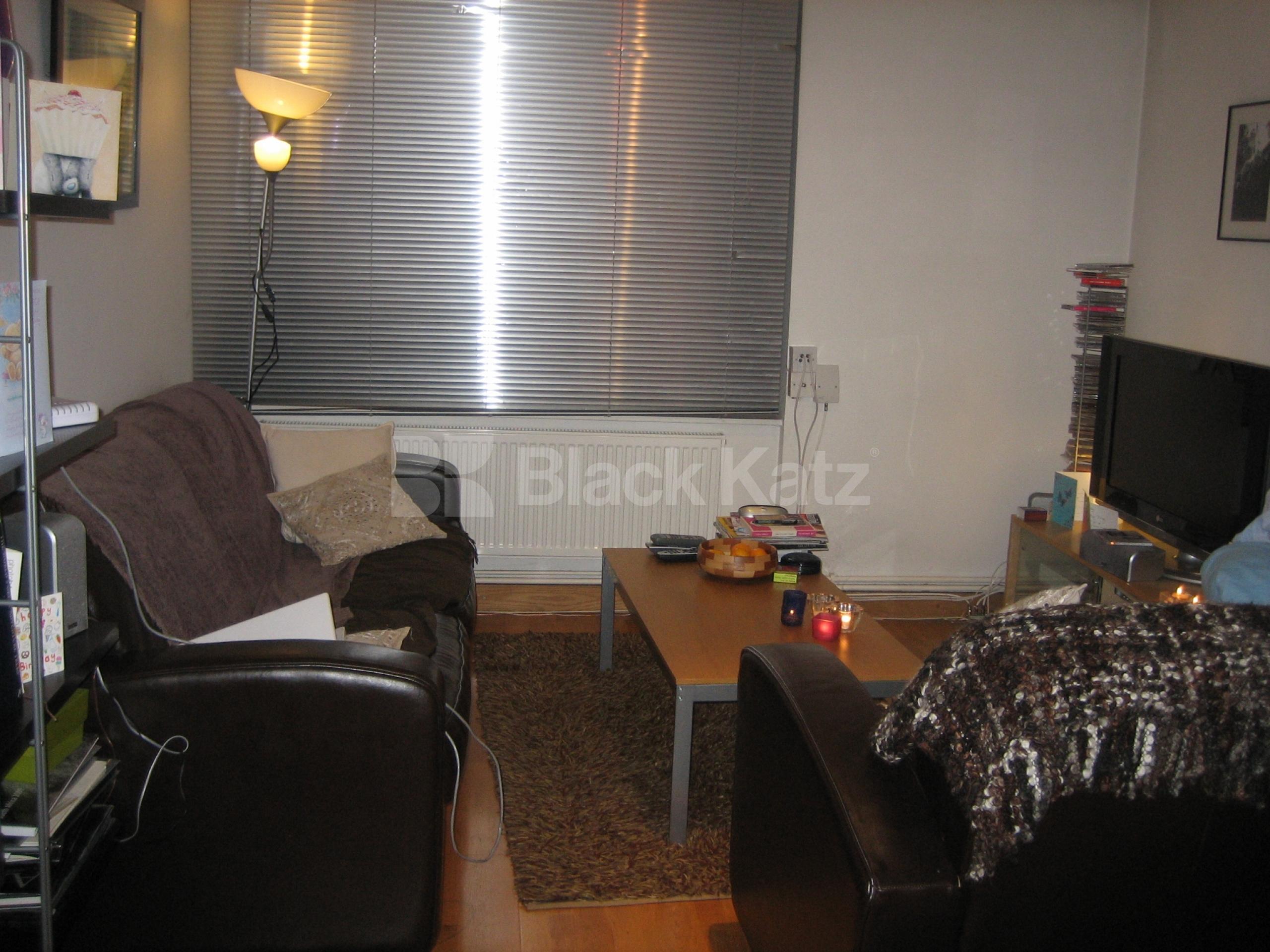 			1 Bedroom, 1 bath, 1 reception Flat			 Grosvenor Avenue, HIGHBURY N5 N5