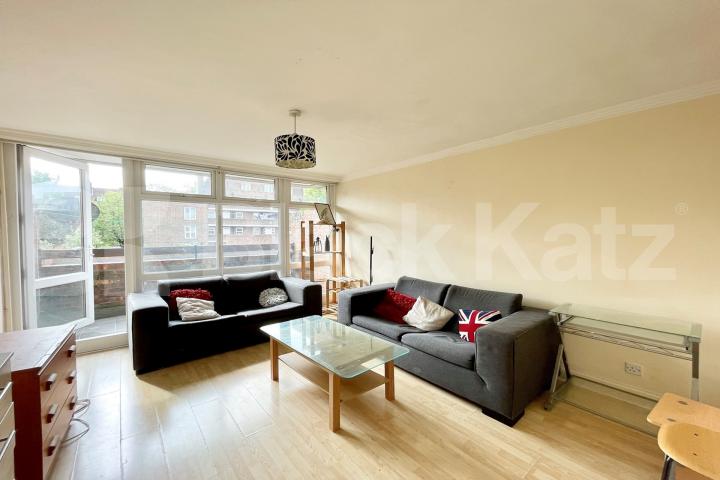 Duplex apartment offering size, quality & location  Carey Gardens, Nine Elms 