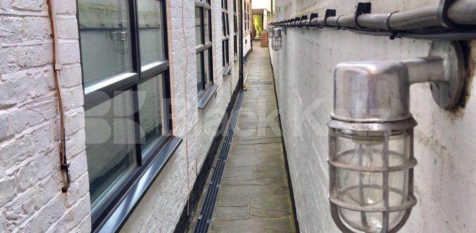 			NEW INSTRUCTION (Includes water rates). , 3 Bedroom, 1 bath, 1 reception Apartment			 Southampton Way , Camberwell/Peckham