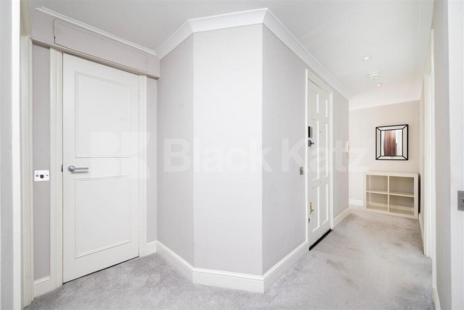 Two bed apartment located within a stones throw to Hyde Park  Stanhope Place, Hyde Park / Bayswater