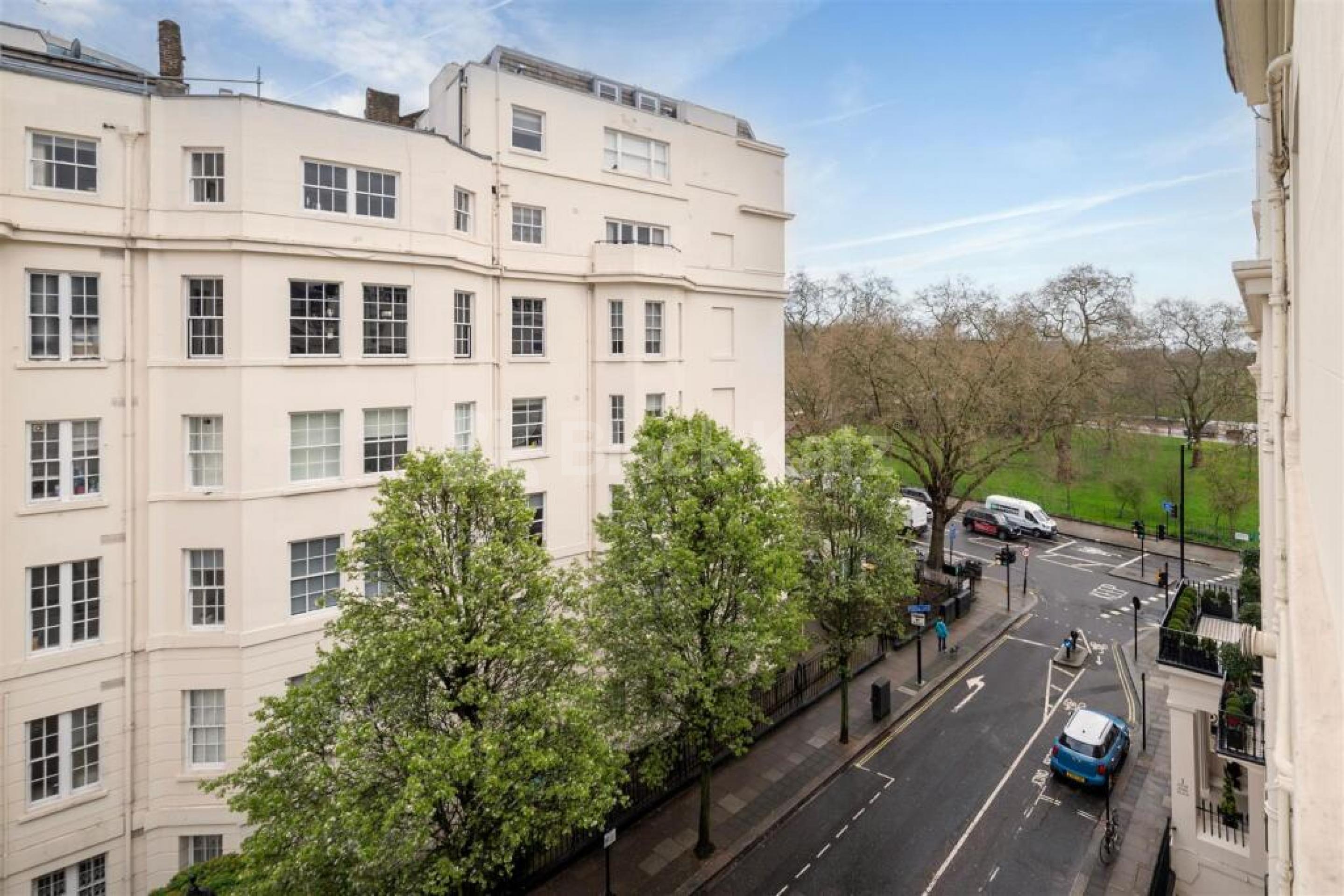Two bed apartment located within a stones throw to Hyde Park  Stanhope Place, Hyde Park / Bayswater W2