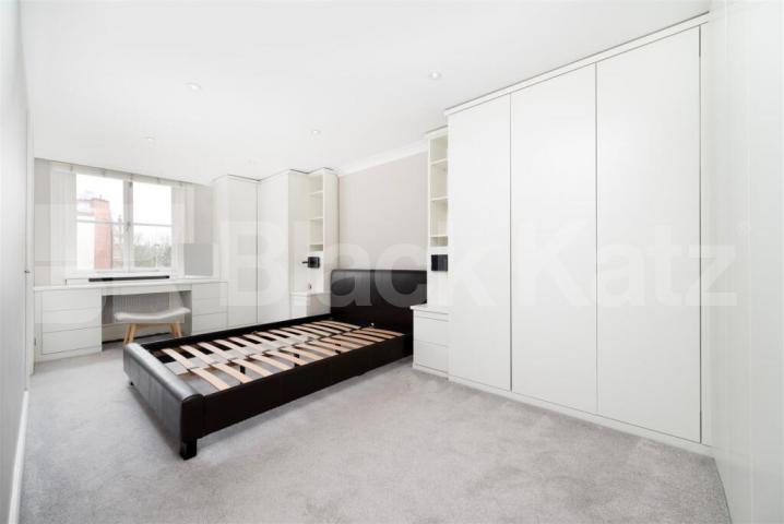 Two bed apartment located within a stones throw to Hyde Park  Stanhope Place, Hyde Park / Bayswater