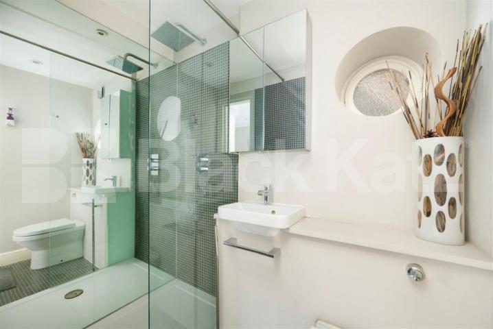 Two bed apartment located within a stones throw to Hyde Park  Stanhope Place, Hyde Park / Bayswater