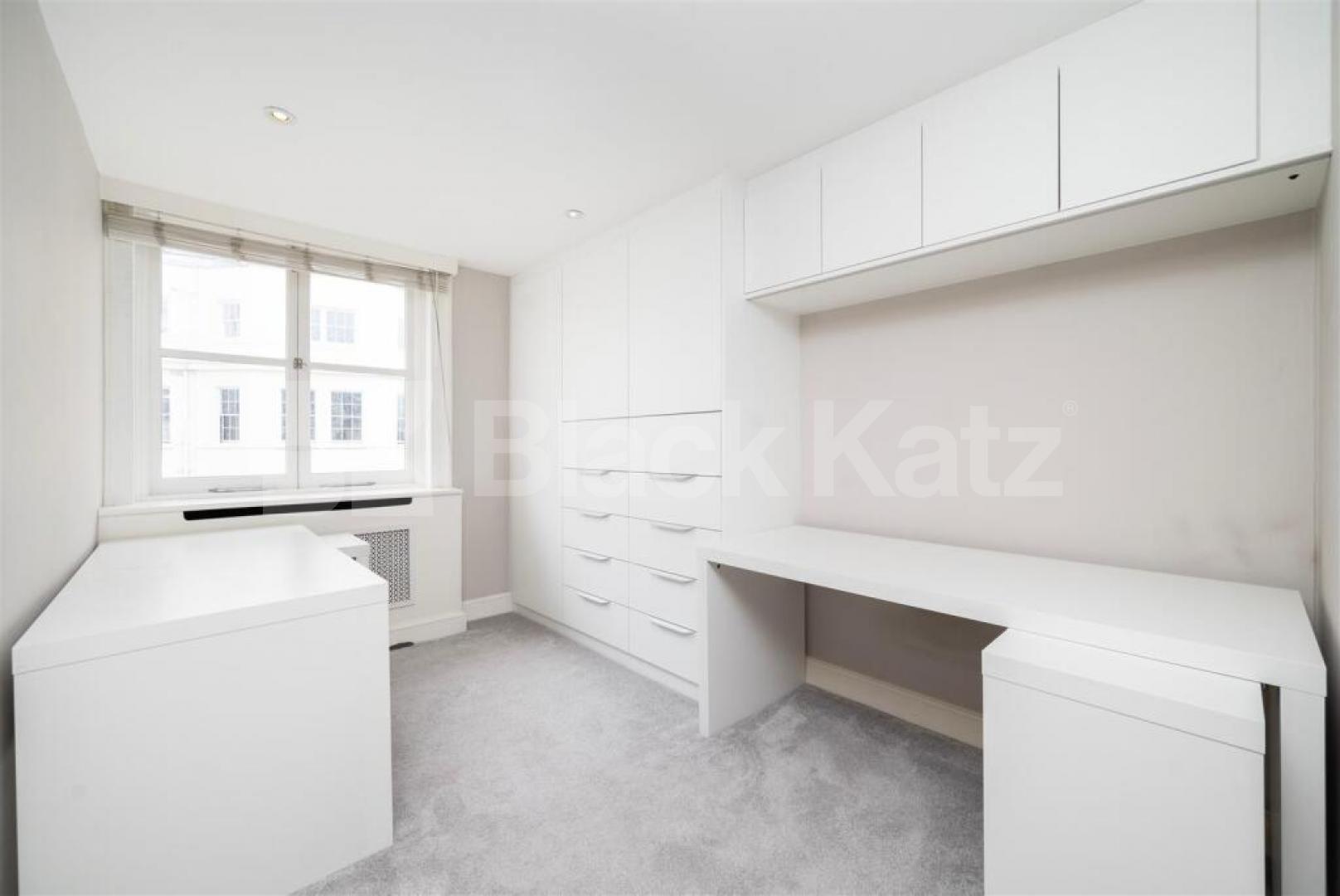 Two bed apartment located within a stones throw to Hyde Park  Stanhope Place, Hyde Park / Bayswater