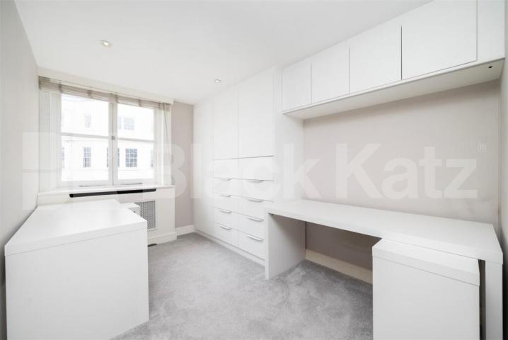 Two bed apartment located within a stones throw to Hyde Park  Stanhope Place, Hyde Park / Bayswater