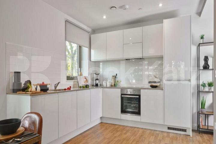 Luxury 1 Bed Apartment in Aster Apts N15 with Gym & Concierge Seven Sisters Road, Seven Sisters