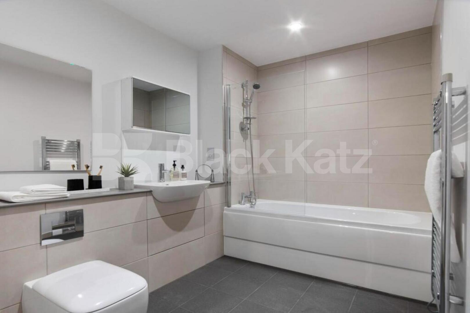 Luxury 1 Bed Apartment in Aster Apts N15 with Gym & Concierge Seven Sisters Road, Seven Sisters